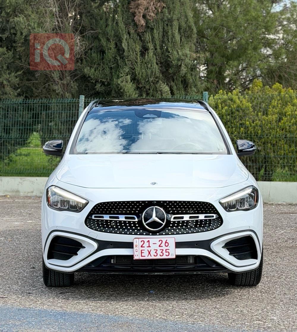 مێرسێدس بێنز GLA